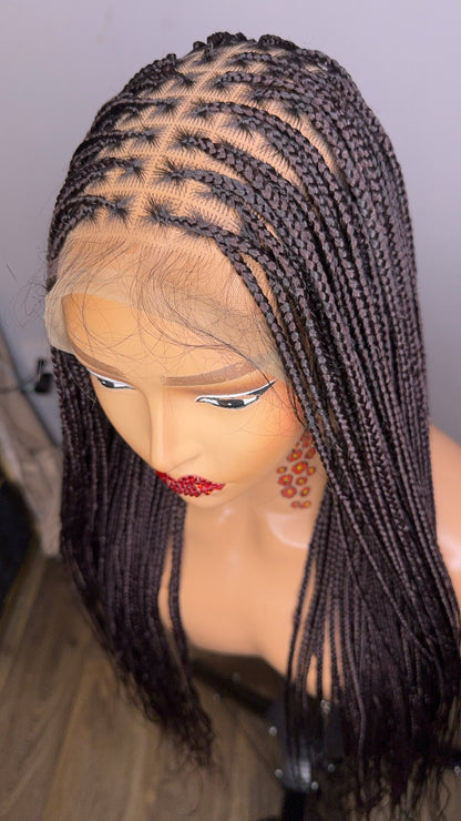 22 inches brown knotless braids