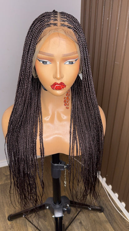 22 inches brown knotless braids