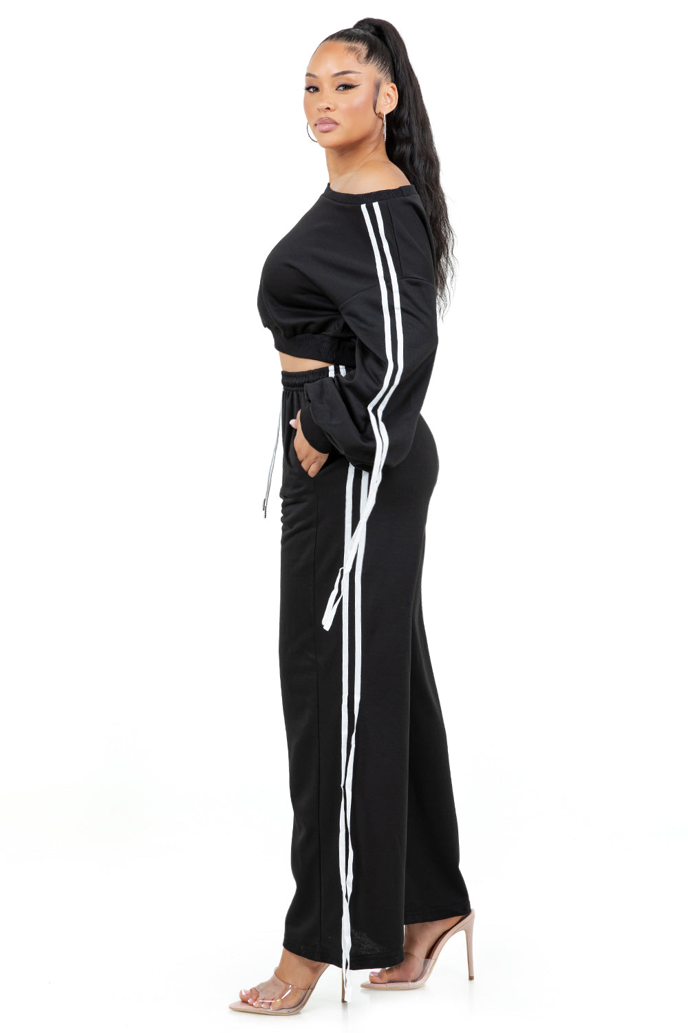 WOMEN FASHION SWEATSHIRT AND PANTS SET