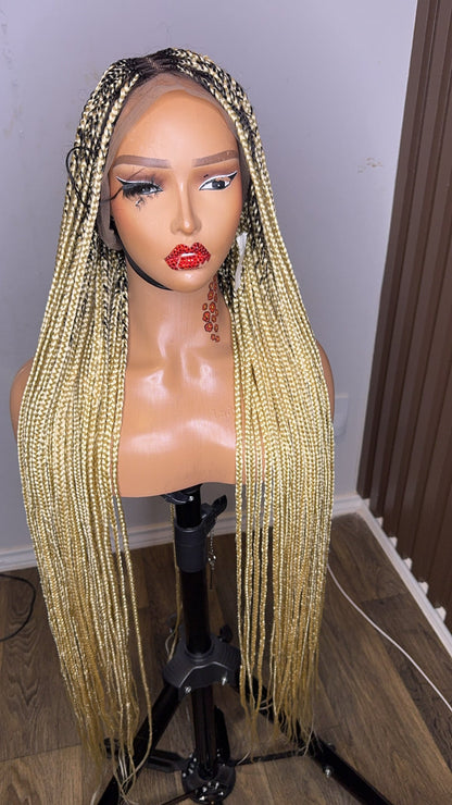 Darkroot 613 knotless braid