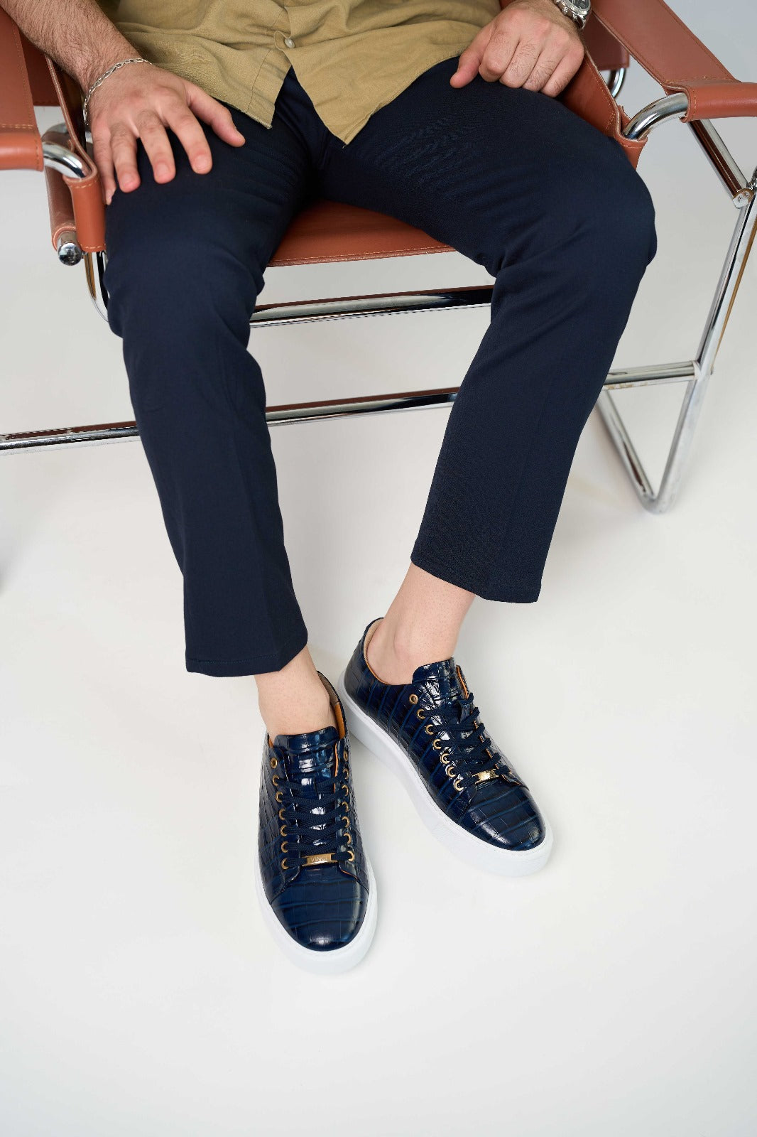The Dublin Blue Leather Men Sneaker