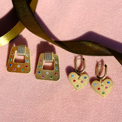 Vintage Gold Jeweled Quinn